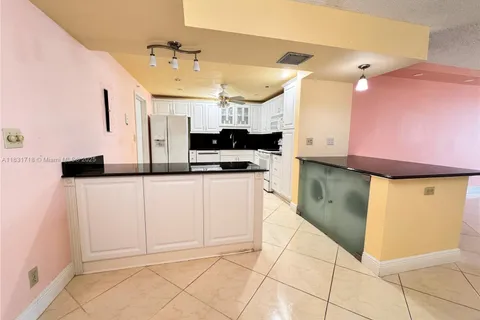 1370 S Ocean Blvd # 2807, Pompano Beach FL 33062
