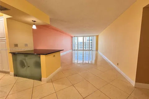 1370 S Ocean Blvd # 2807, Pompano Beach FL 33062