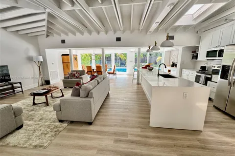 365 Caribbean Rd, Key Biscayne FL 33149