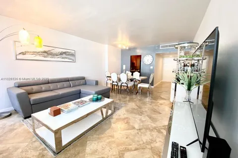 100 Lincoln Rd # 608, Miami Beach FL 33139