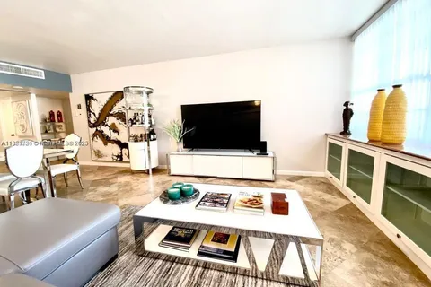 100 Lincoln Rd # 608, Miami Beach FL 33139