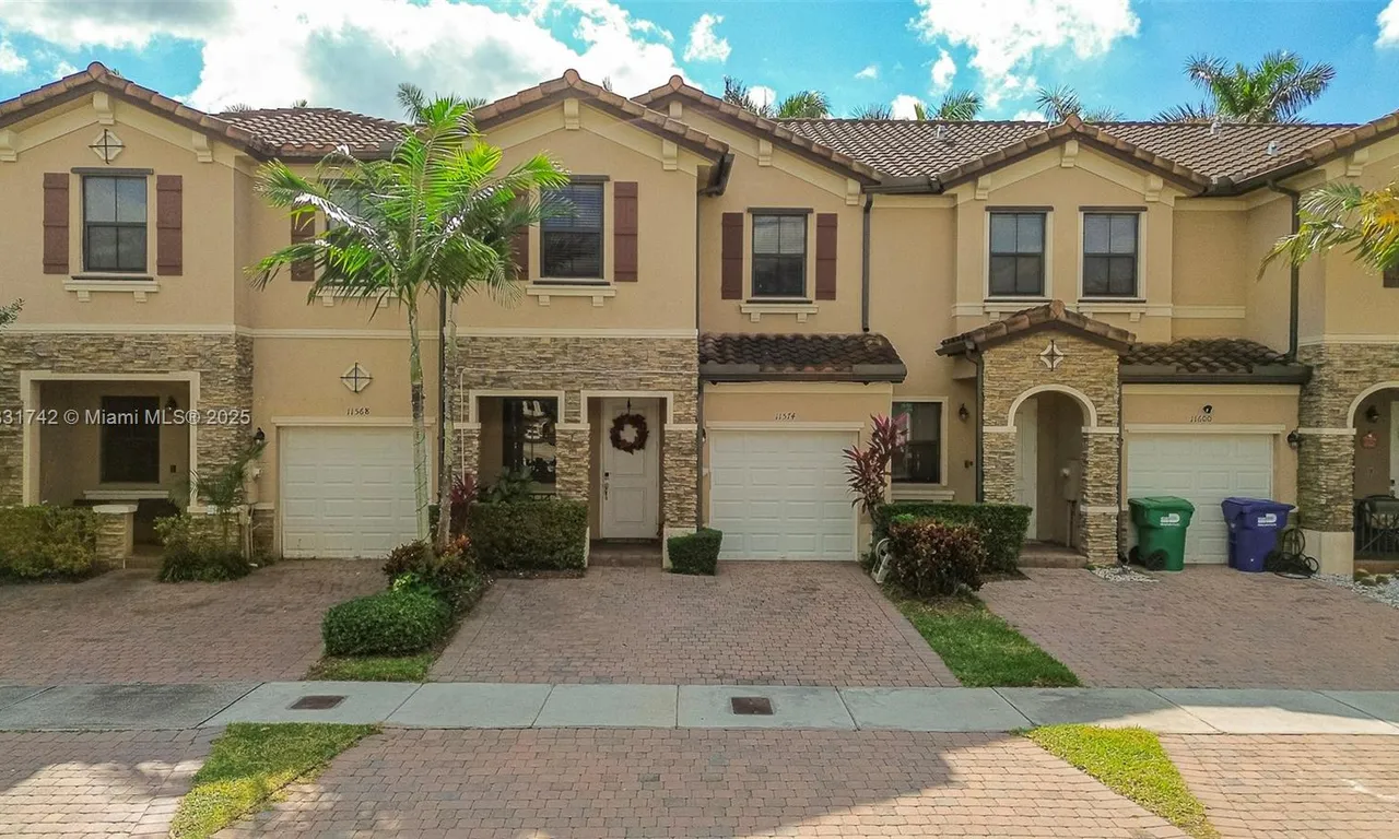 11574 SW 254th St, Homestead FL 33032