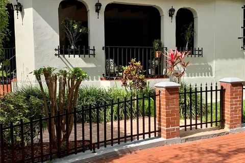 8221 SW 31st St, Miami FL 33155