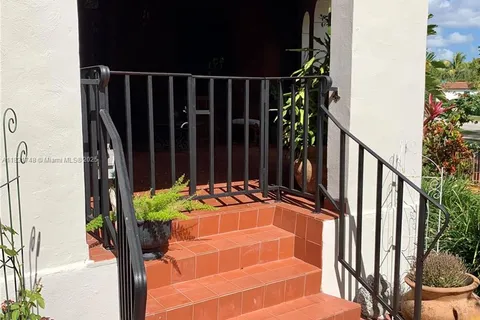8221 SW 31st St, Miami FL 33155
