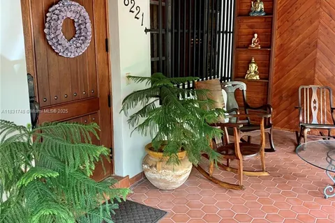 8221 SW 31st St, Miami FL 33155