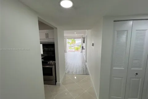 8000 SW 81st Dr # 202, Miami FL 33143