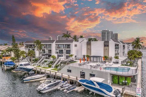 4000 NE 168th St # 113B, North Miami Beach FL 33160