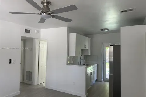 1754 NE 48th Ct, Pompano Beach FL 33064
