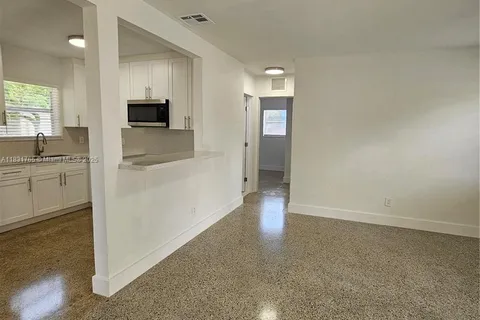 1112 NW 15th Ave, Fort Lauderdale FL 33311