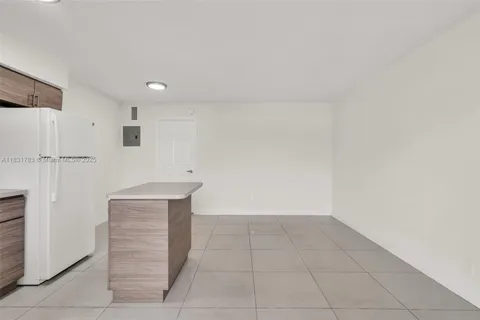 6034 Arthur St # 3, Hollywood FL 33024