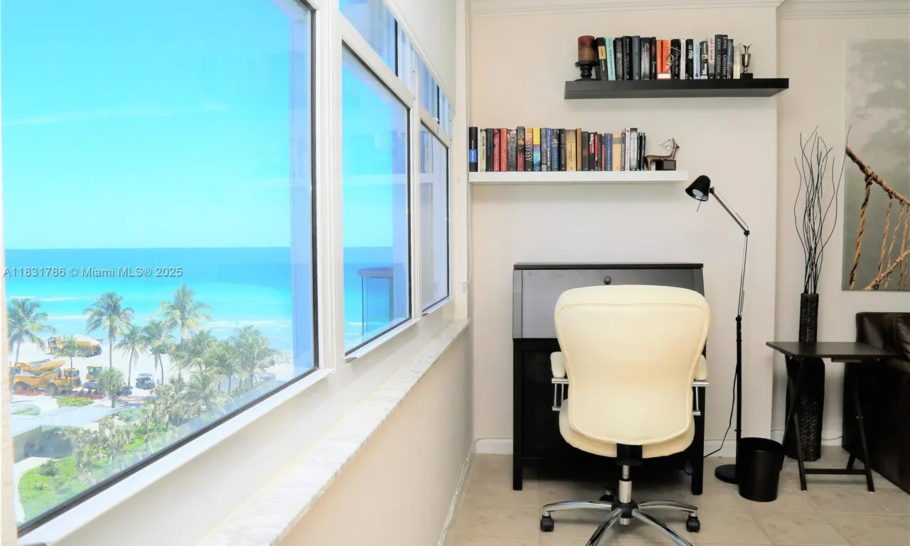 2501 S Ocean Dr, Hollywood FL 33019
