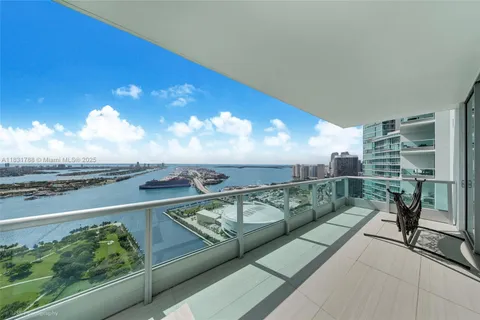 900 Biscayne Blvd # 5004, Miami FL 33132