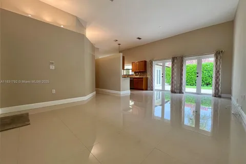10724 SW 117th Ct, Miami FL 33186