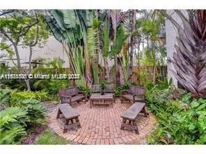 4501 Prairie Ave # 8, Miami Beach FL 33140