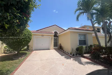 5618 Kingsmill Ct, Lake Worth FL 33463