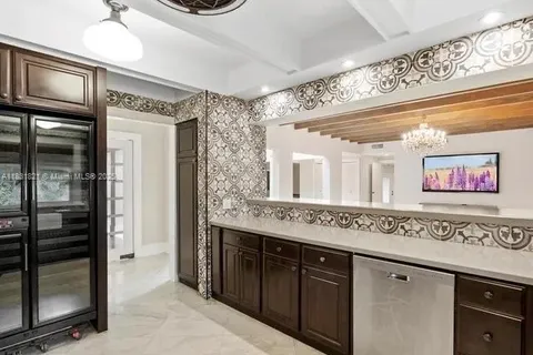 1006 S Greenway Dr, Coral Gables FL 33134