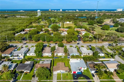2111 N 14th Ct, Hollywood FL 33020