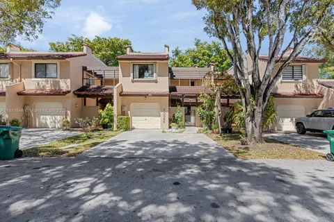 10045 Costa Del Sol Blvd # 62B, Doral FL 33178