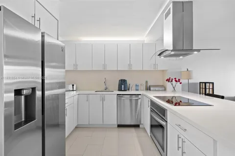 240 Galen Drive # 109, Key Biscayne FL 33149
