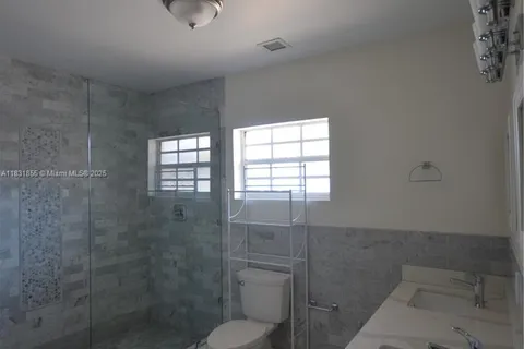 4625 SW 1st St, Miami FL 33134