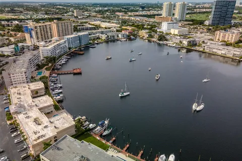 137 Golden Isles Dr # 709, Hallandale Beach FL 33009
