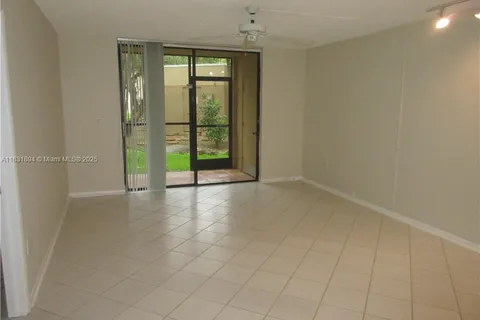 8005 SW 107th Ave # 116, Miami FL 33173