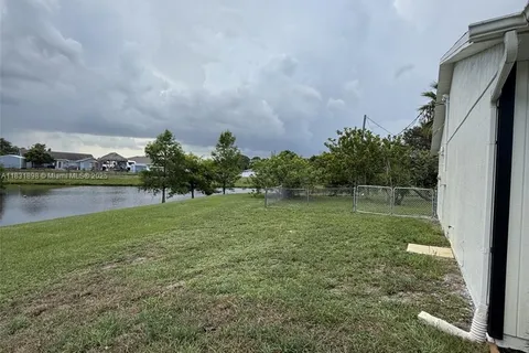 135 SW Felix Ave, Port St. Lucie FL 34953