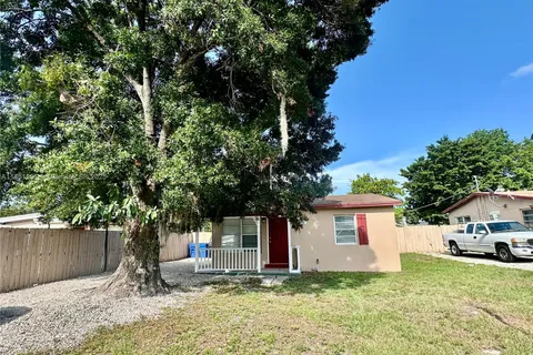 820 NW 4th Ave, Fort Lauderdale FL 33311