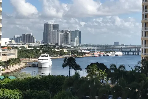 540 BRICKELL KEY DR # 1002, Miami FL 33131