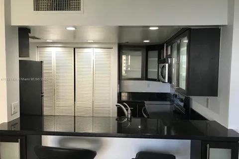 540 BRICKELL KEY DR # 1002, Miami FL 33131