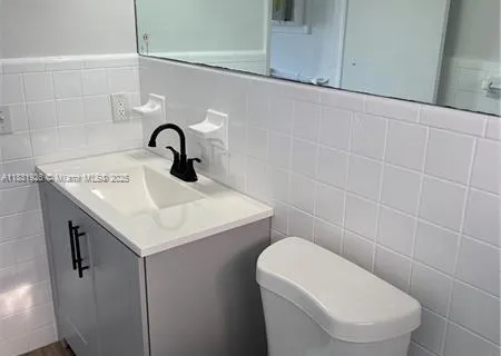 5741 NE 18th Ave # 4a, Fort Lauderdale FL 33334
