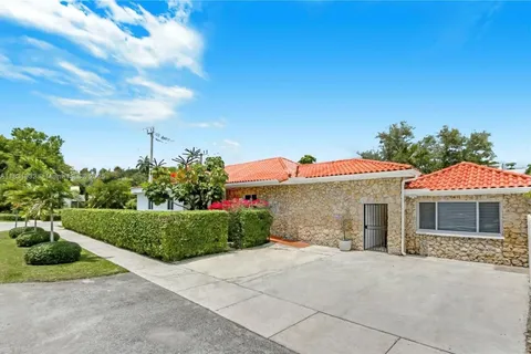 2298 SW 16th Ave, Miami FL 33145