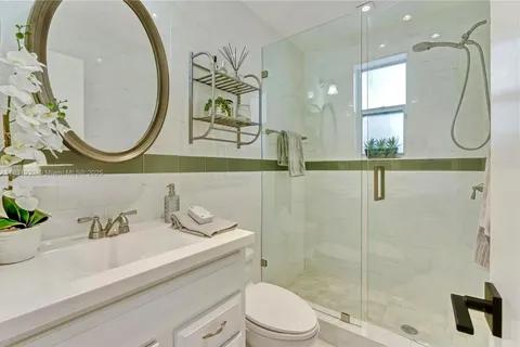 2298 SW 16th Ave, Miami FL 33145