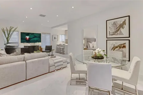 2298 SW 16th Ave, Miami FL 33145