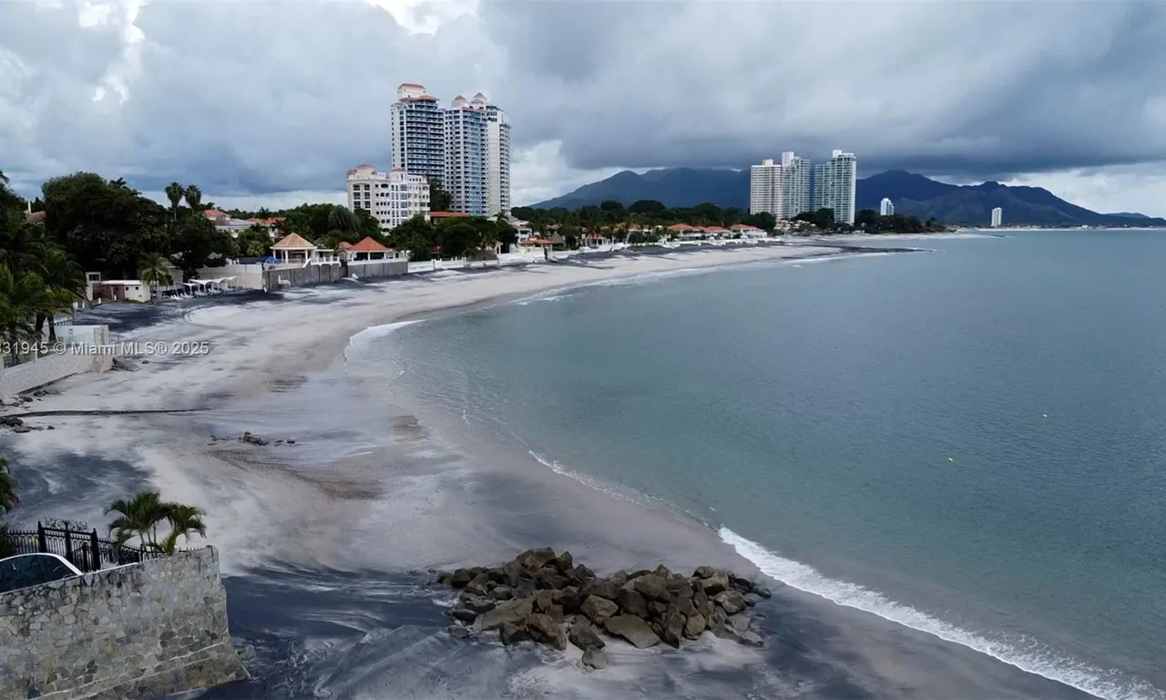 Coronado Beach Panama Rep Panama, FL