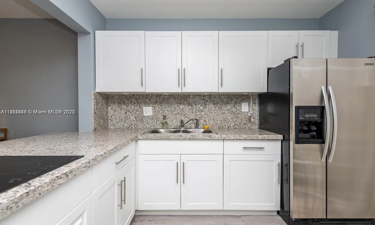 2200 Park Ln # 209, Hollywood FL 33021