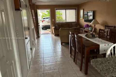 311 NW 82nd Ave # 1208, Miami FL 33126