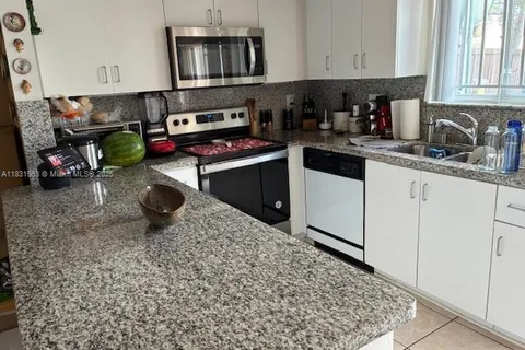 311 NW 82nd Ave # 1208, Miami FL 33126