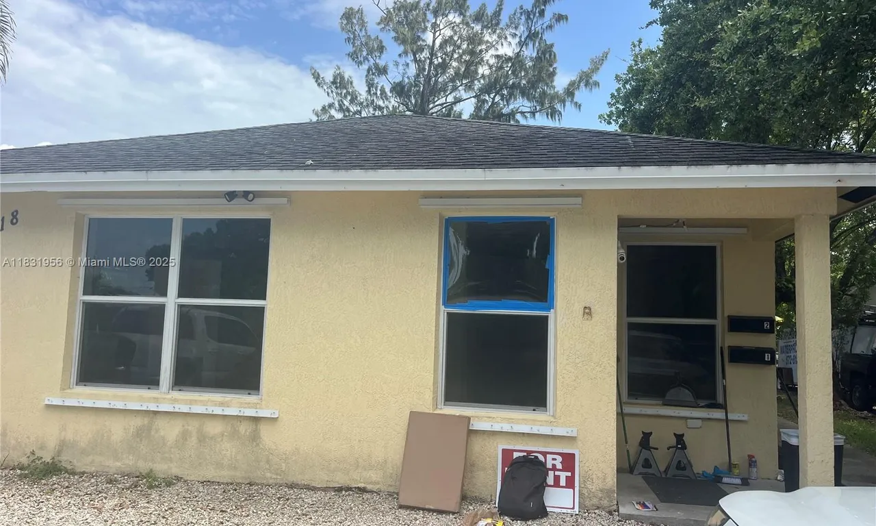 818 SW 28th St # 1, Fort Lauderdale FL 33315