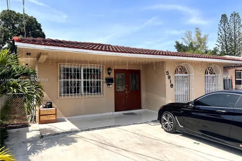 5919 SW 4th St # 0, Miami FL 33144