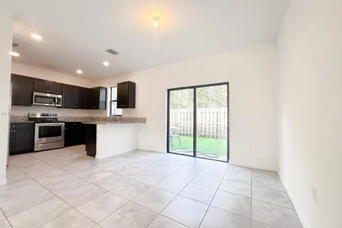 20661 NE 2nd Ct, Miami FL 33179