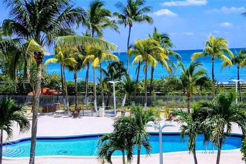 2655 Collins Ave # 1505, Miami Beach FL 33140