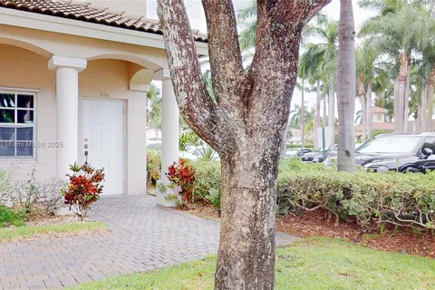 5660 NW 115th Ct # 106, Doral FL 33178
