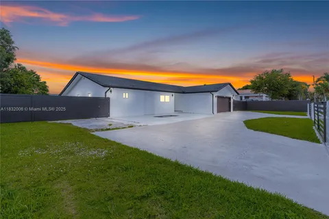 22601 SW 127th Ave, Miami FL 33170