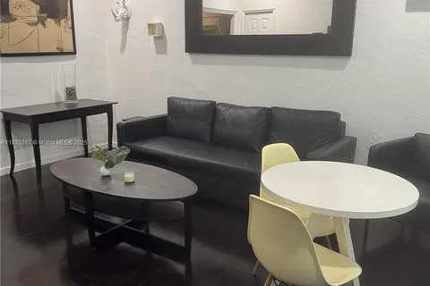 349 Meridian Ave # B105, Miami Beach FL 33139