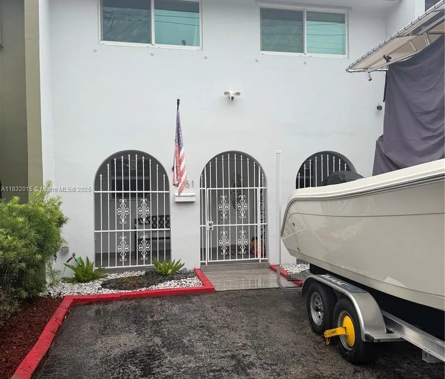 7151 W 3rd Ct # 0, Hialeah FL 33014