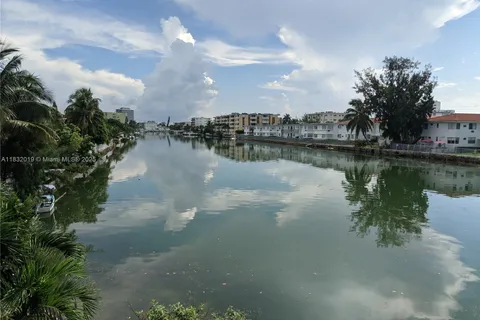 7731 Hawthorne Ave (Waterfront) # 1, Miami Beach FL 33141