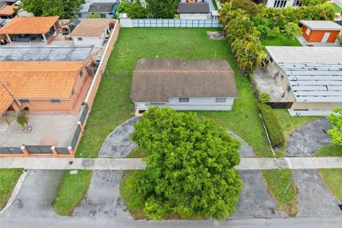 10721 SW 64th St, Miami FL 33173