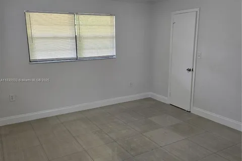1913 Grant St # 1913, Hollywood FL 33020