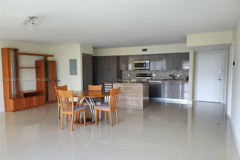 1301 NE 7th St # 318, Hallandale Beach FL 33009